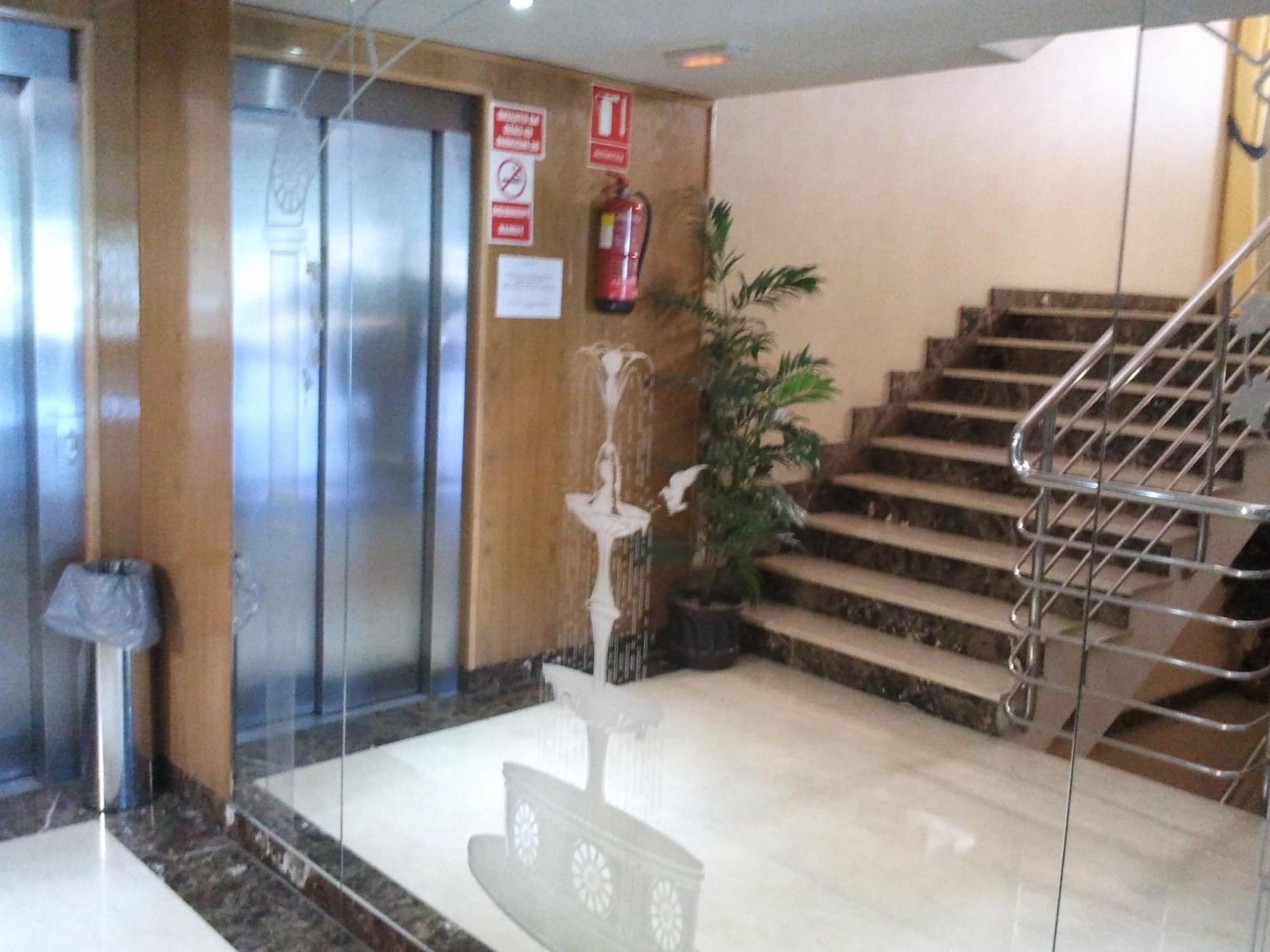 Hotel Ciudad De Fuenlabrada Exteriér fotografie